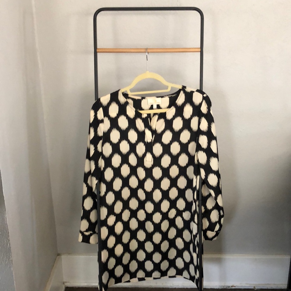 Collective Concepts black and cream shift dress